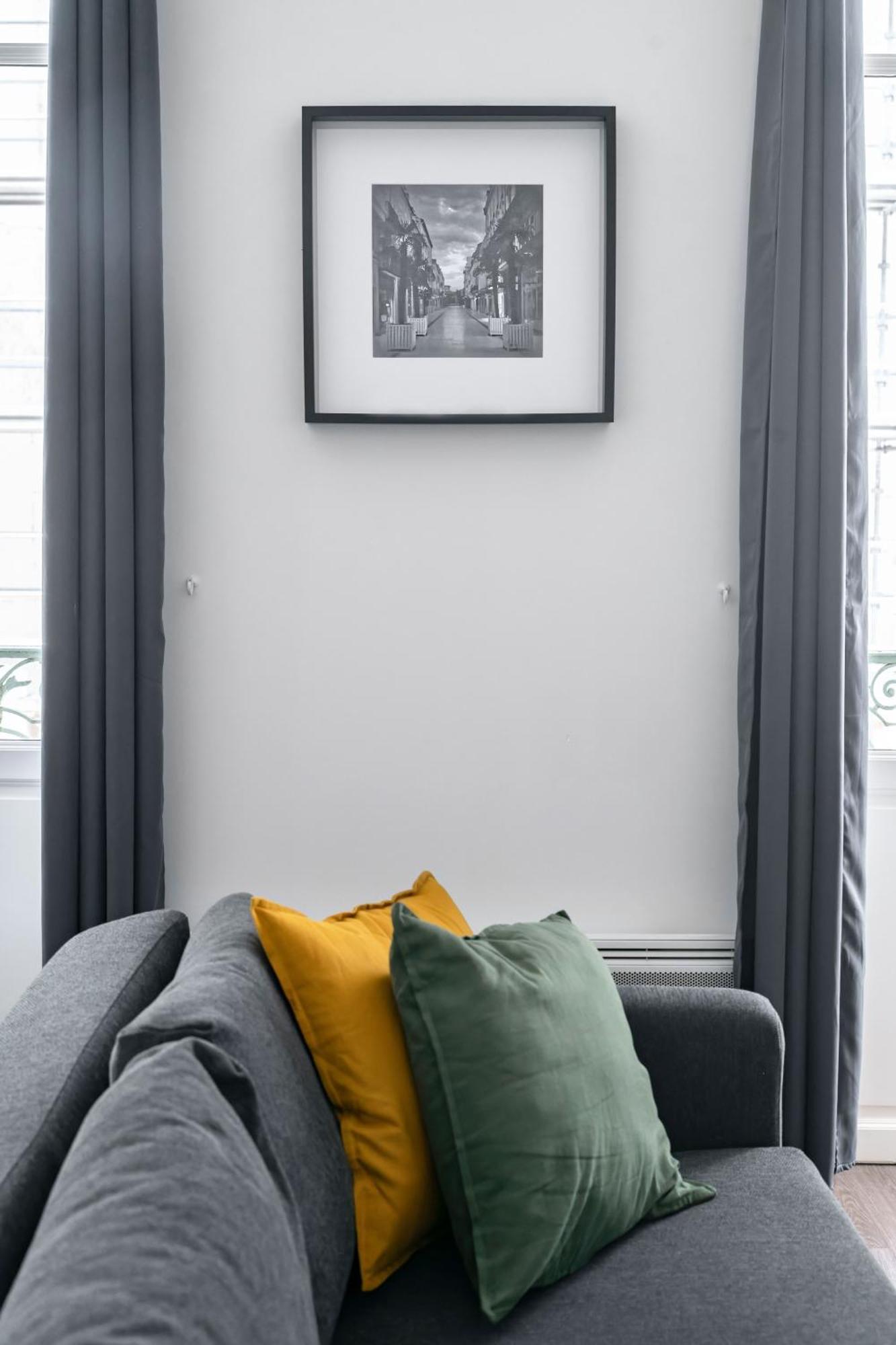 Le Brit - Grand Appartement Design, 3 Chambres, Centre Ville Виши Экстерьер фото