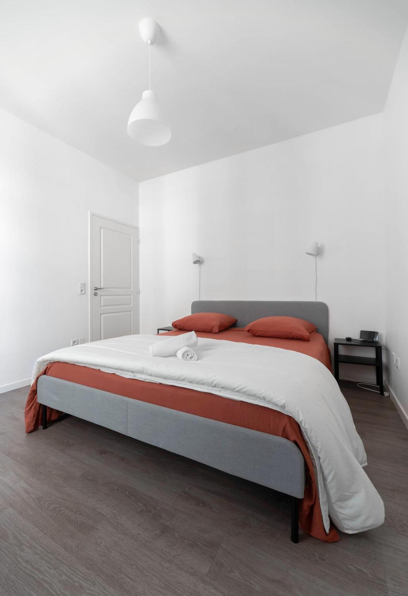 Le Brit - Grand Appartement Design, 3 Chambres, Centre Ville Виши Экстерьер фото
